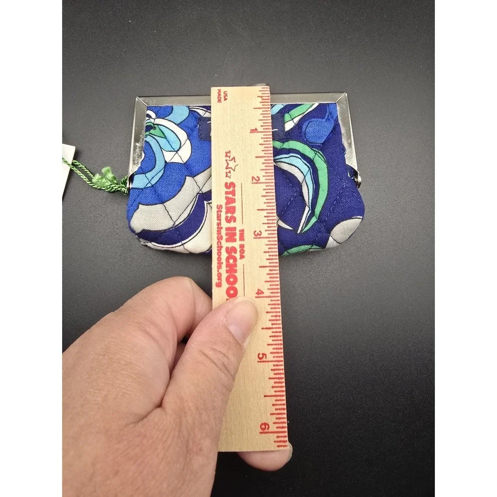 VERA BRADLEY MEDITERRANEAN BLUE KISSLOCK COIN PURSE - LIMITED EDITION - Picture 9 of 9